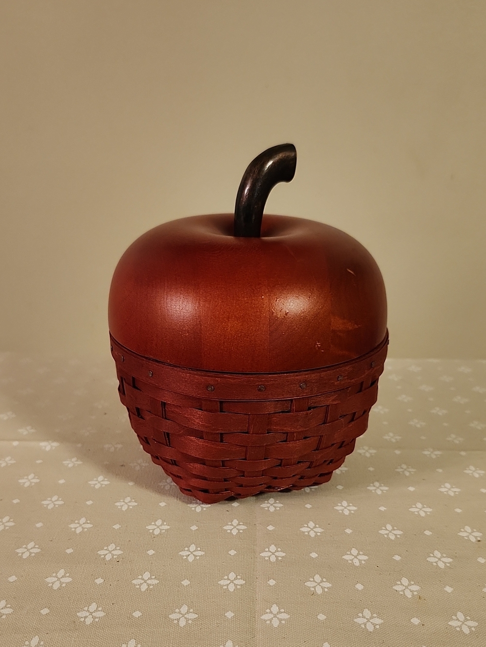 Longaberger Collectors Club Red Apple Basket